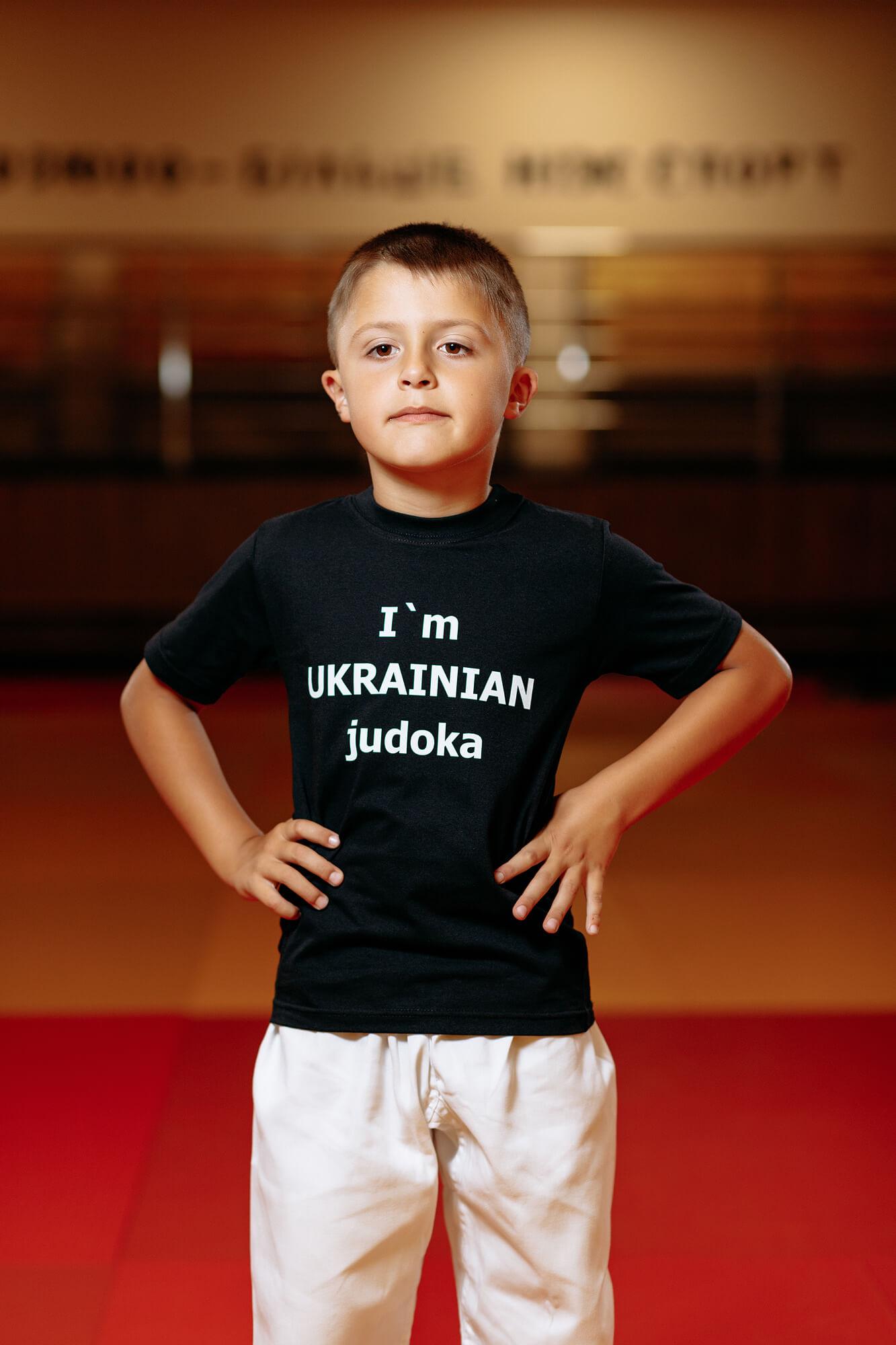 Дитяча футболка чорна з написом " I am Ukrainian judoka" - Розмір: 34 1